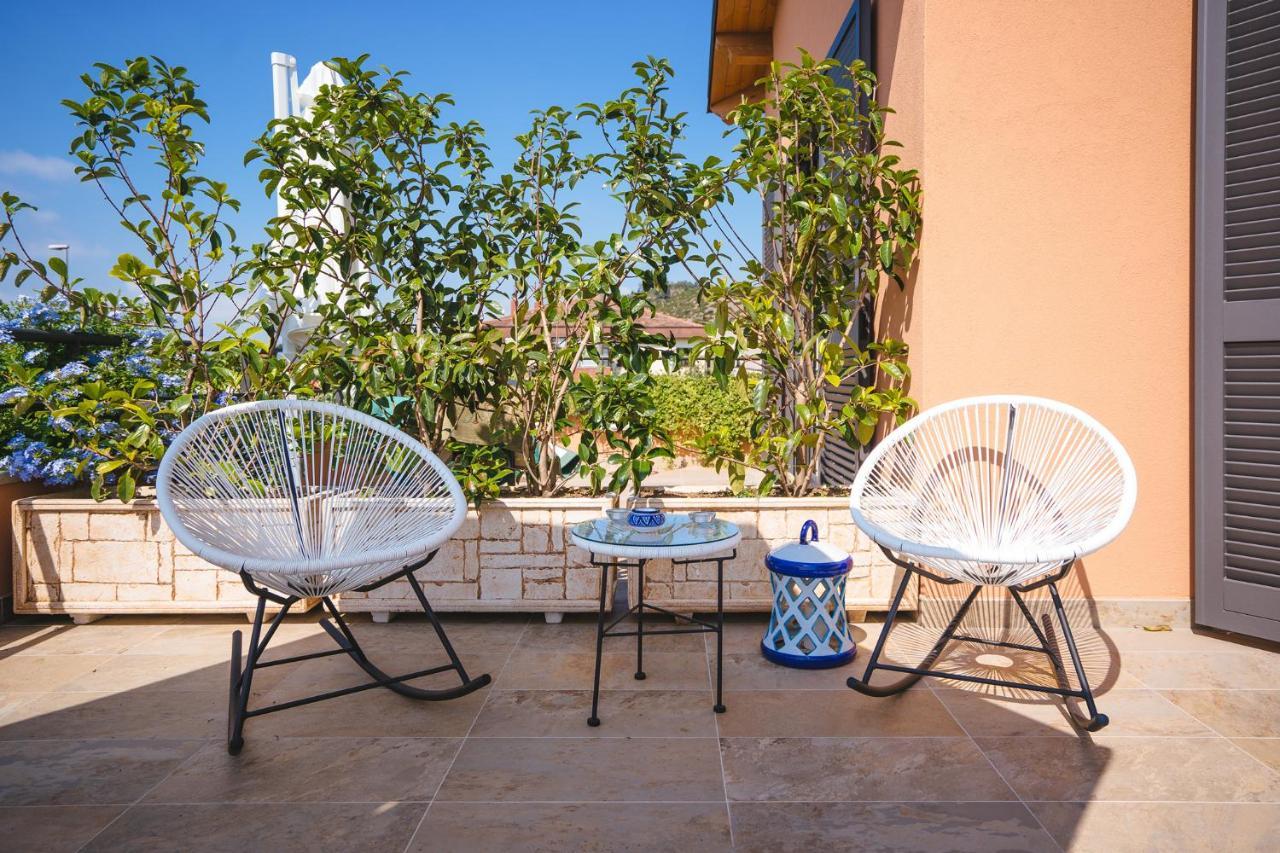 Bed and Breakfast Le Monachelle Luxury Эболи Экстерьер фото